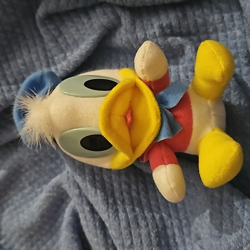 FREE Rare PINK outfit Baby Donald Duck